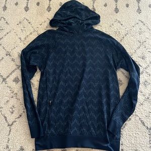 Lululemon long sleeve hooded shirt